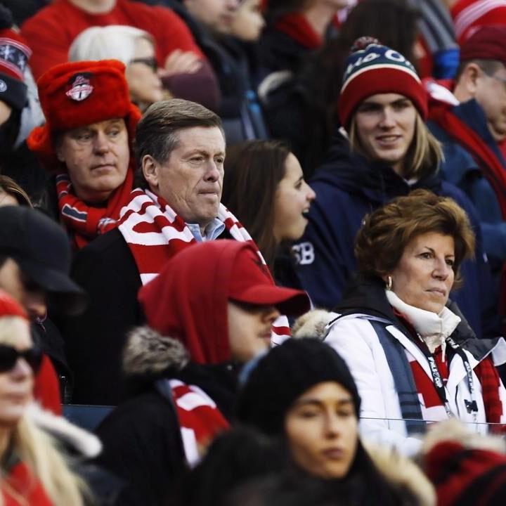 Toronto mayor backs early booze sales at bars, restaurants during World Cup